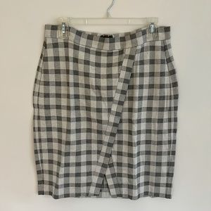 Brand new Cabi skirt